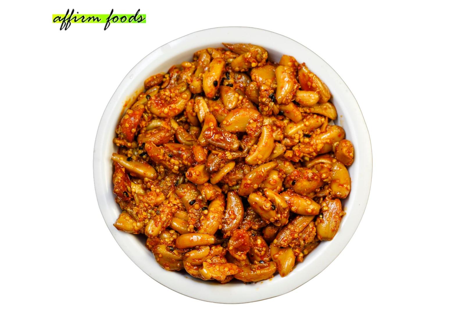 लहसुन अचार| Lahsun Aachar / Garlic Pickle (Glass Jar)