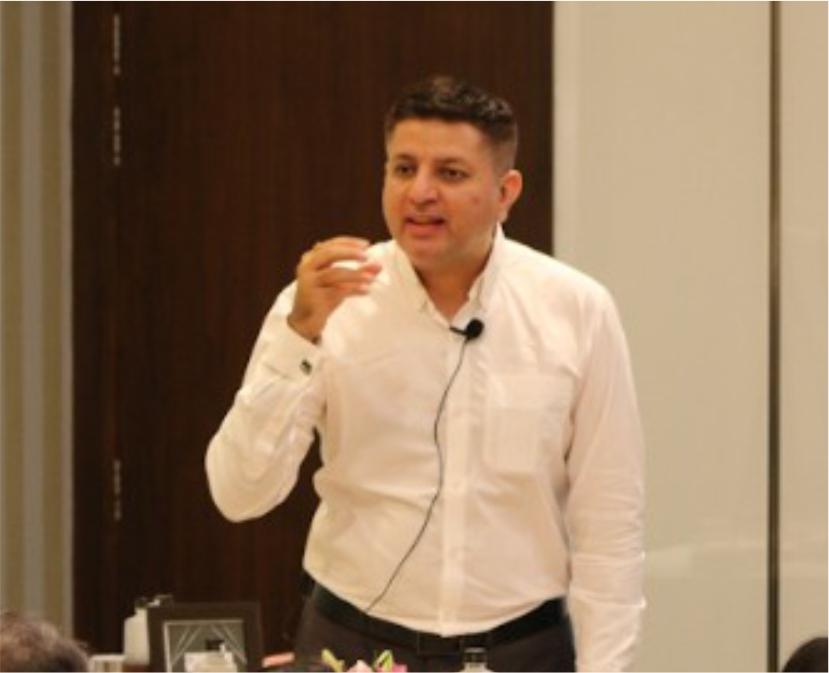 Photo by Lorenzo Herrera