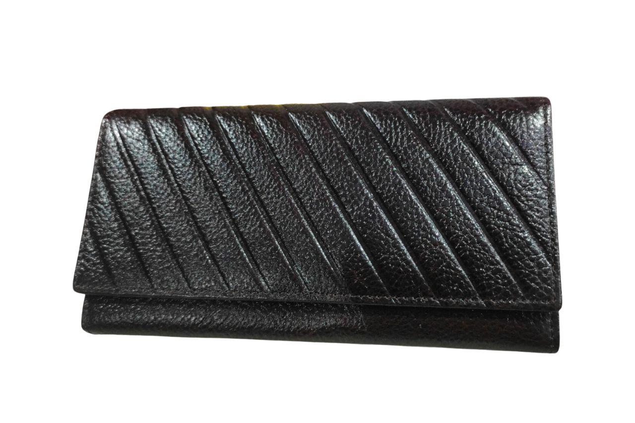 Female Clutch (jbs027)