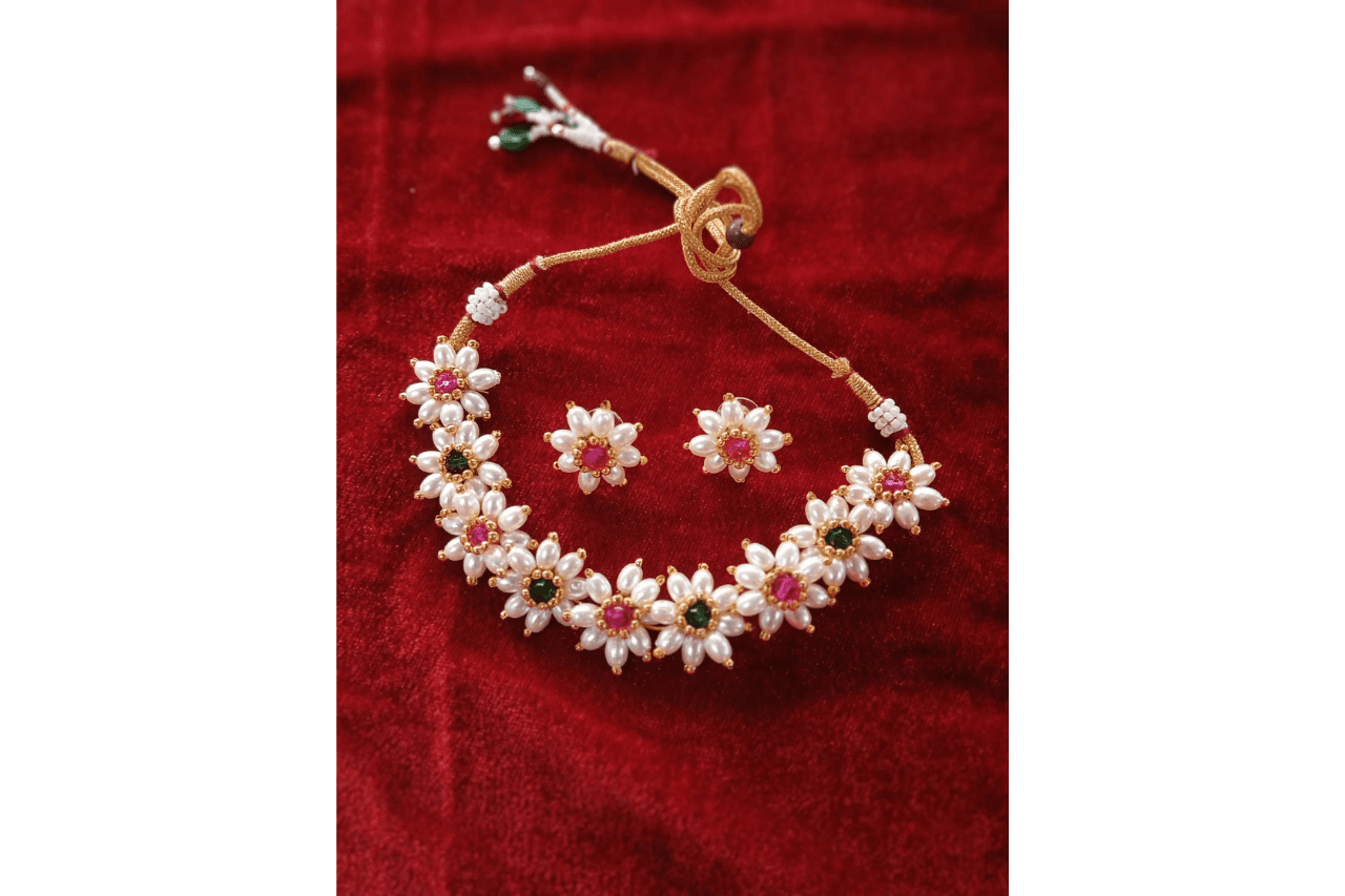 	 Gahu Dana Choker Multi-Harshada