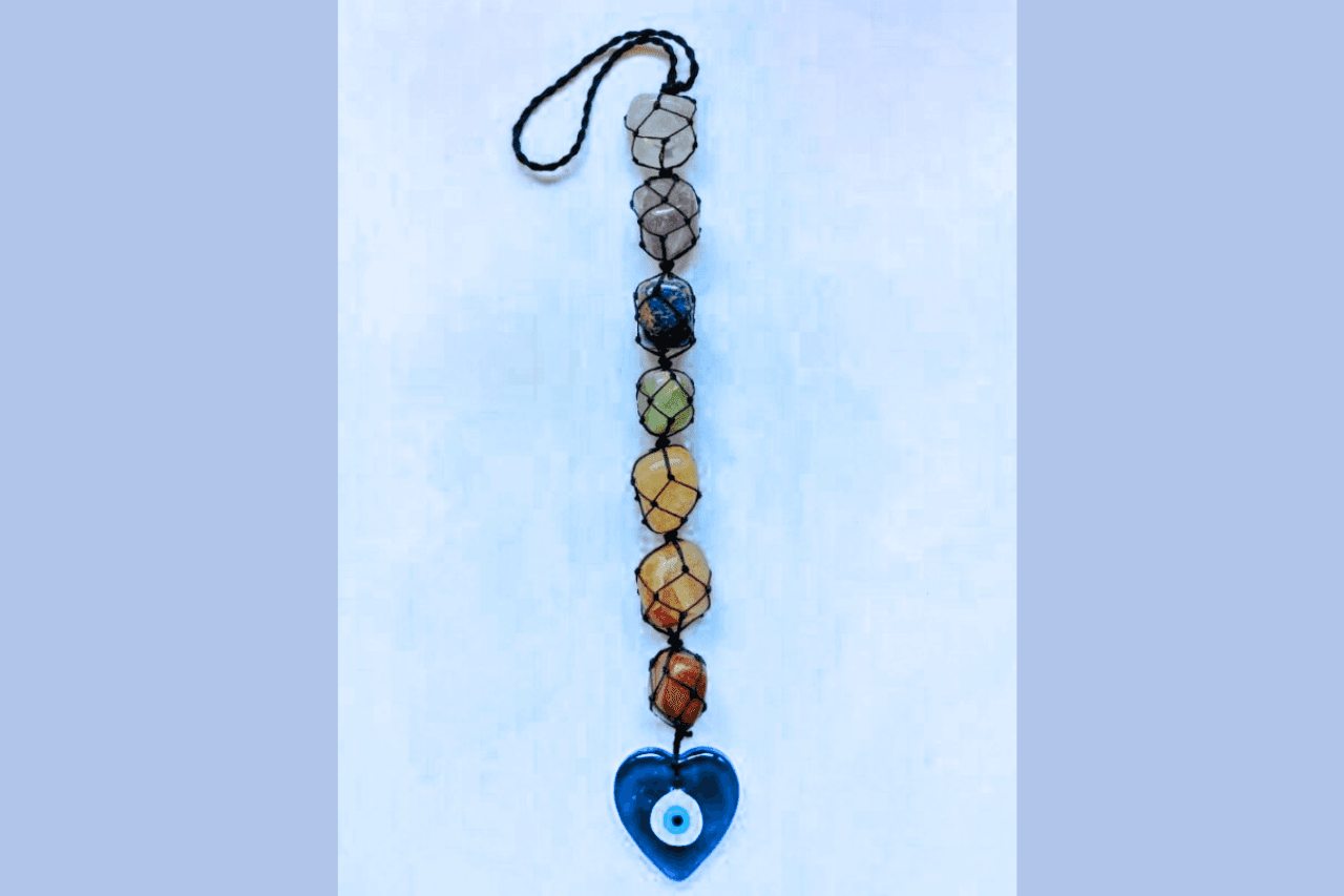 7 Chakara Hanging (B)