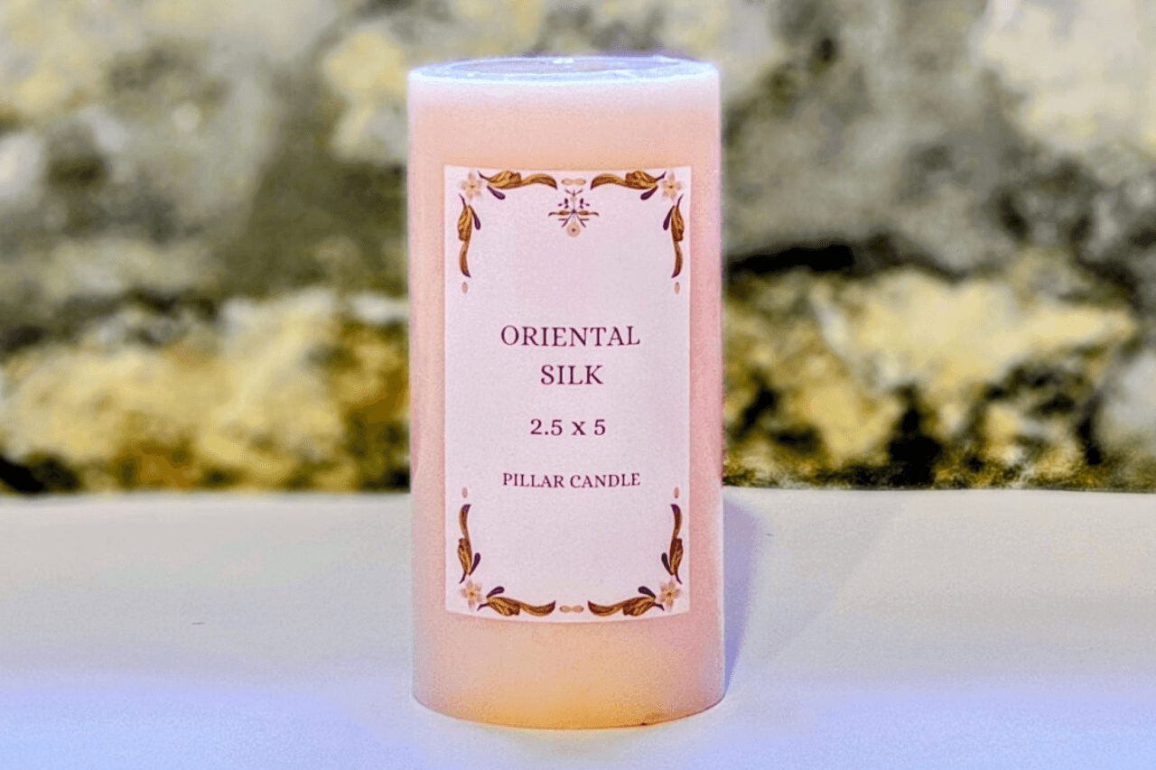 Scented Pillar Candle 2.5x5 - Oriental Silk