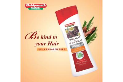 SHIKAKI AND BHRINGRAJ NOURISHING SHAMPOO