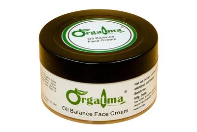 Cream Oil Balance M