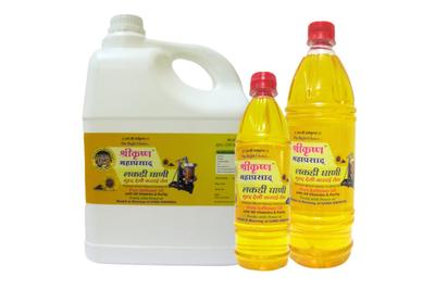 Pure Safflower Oil / शुद्ध करडई तेल